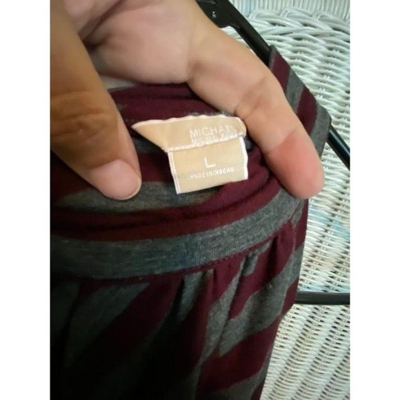 Michael Kors Sleevless Halter With Tie Back - Picture 5 of 6